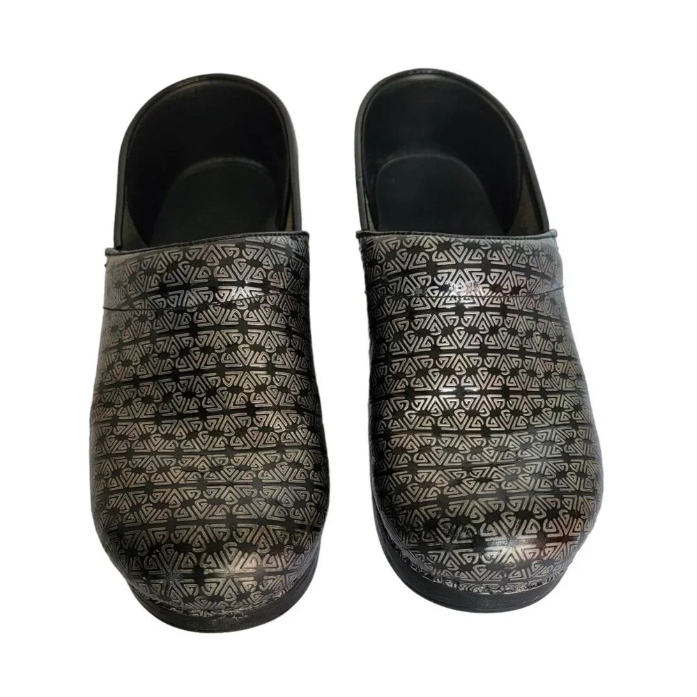 Dansko Patent Leather Clogs Metallic Silver & Black Mules Slip-Ons Size 38 - Picture 2 of 10